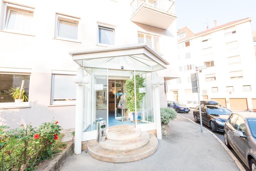 Hotel Am Friedensplatz Estugarda Exterior foto